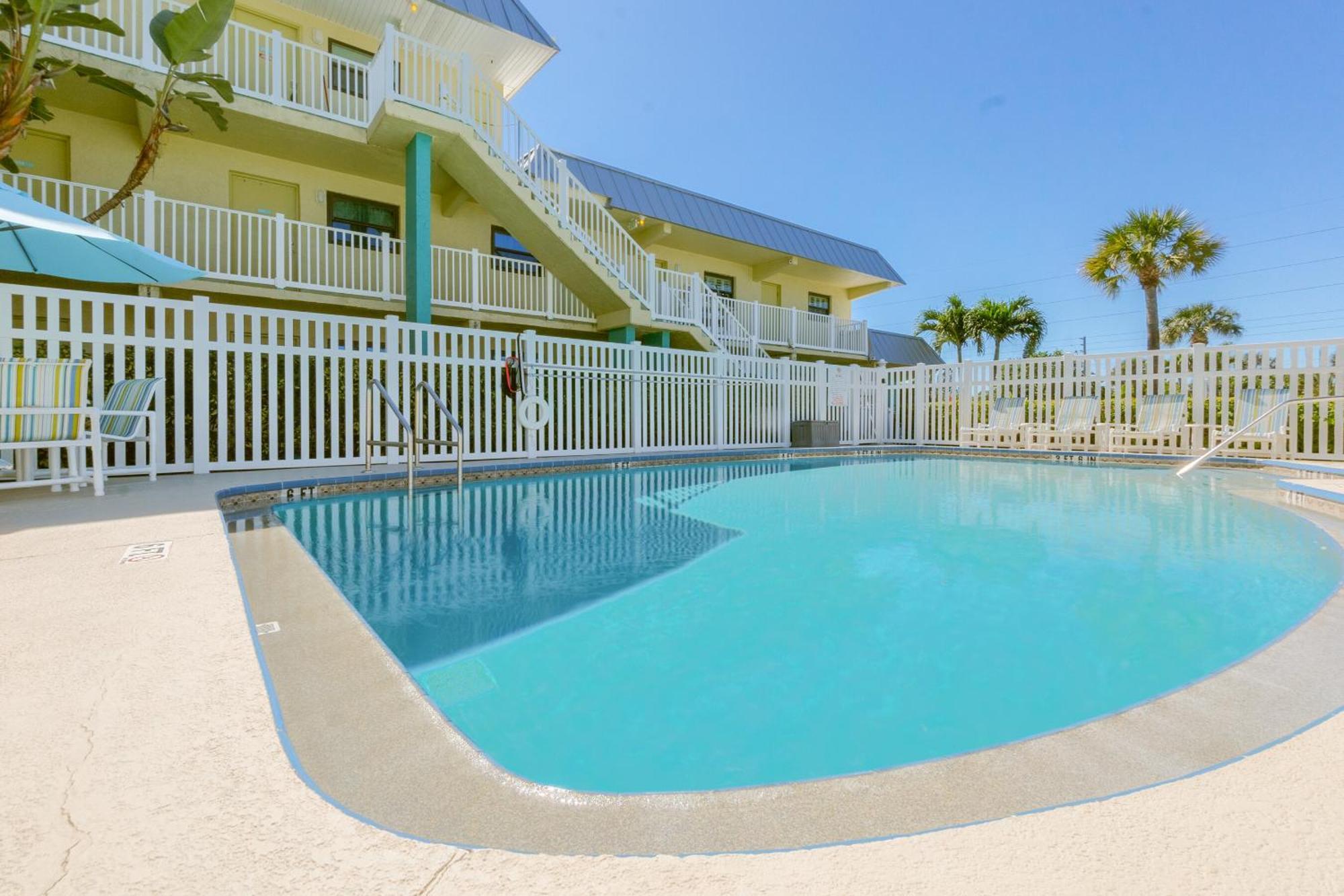 Tuckaway Shores Resort Melbourne Buitenkant foto